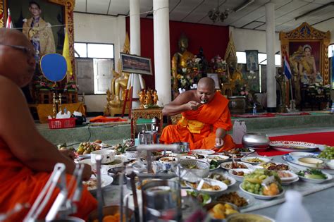 Half Of Thailands Monks Are Suffering From Obesity Study Time