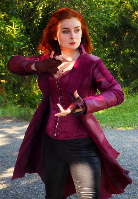 Wanda Maximoffscarlet Witch Avengers Infinity War Cosplay Scarlet