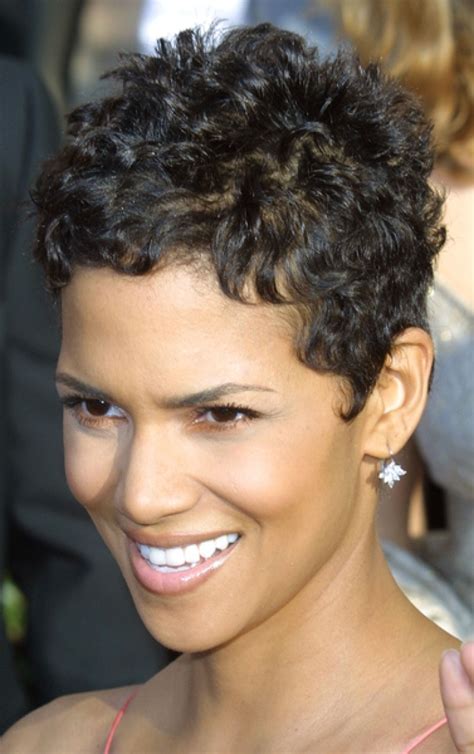 Fine hair can look flat and limp when worn in a straight, same but on a round face, choppy layers with uneven tips can give you a flattering low volume look at the sides. Short Curly Hair that looks Great with a Round Face ...