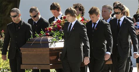 Ubtalking Dan Wheldon Autopsy Details And Funeral Photosvideo