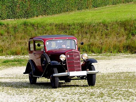 OPEL P4; Bj.1935 nutzt fast jeden Weg um bei einer