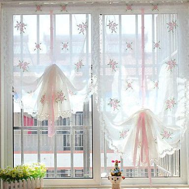 Descubre nuestra gran variedad de cortinas, visillos y tendinas y elige la mejor solución entre una gran variedad de diseños y materiales. One Panel Kitchen Curtain | Drapes vs Curtains Blog ...