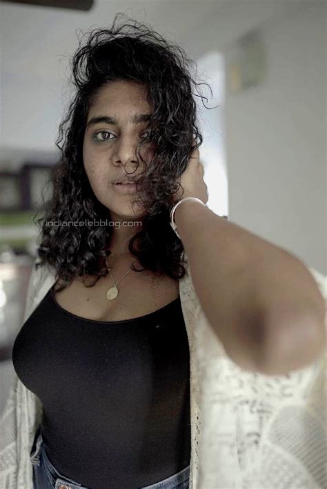 Nimisha Sajayan Mallu Actress Hot Social Media Stills Photo Gallery