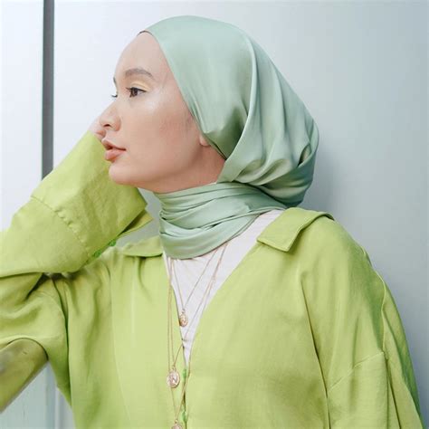 Custom Satin Silk Ladies Chiffon Shawls Fashion Malaysia Instant Scarf Muslim Plain Hijab