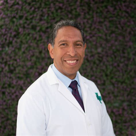 Dr Tony Jimenez Md The Hope4cancer Founder Chief Medical Officer