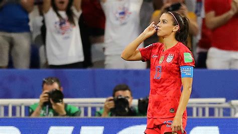 What Is The Alex Morgan Tea Sipping Celebration Uswnt And Tottenham Star