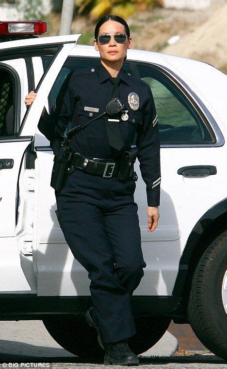Lapd Female Cop Good Looking But Dont Underestimate Or Disrespect Her