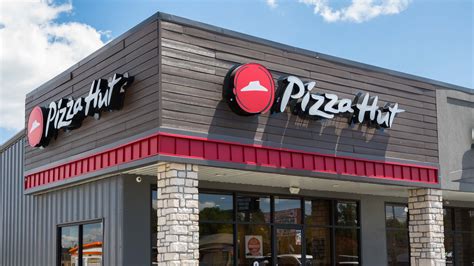 Pizza Hut And Dominoes Hours And Deals On Veterans Day 2019