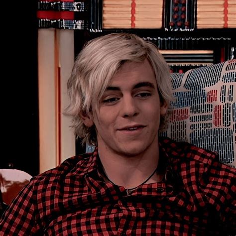 Cute Blonde Guys Austin Moon Austin And Ally Ross Lynch Christopher