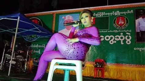 New Photos Zar Zar Htet And Zune Thinzar Performed For Pyi Khaing Phyo