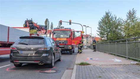 Wechselbad der gefühle für finnland: Schwerer Unfall auf der B7 in Weimar - thueringen24.de