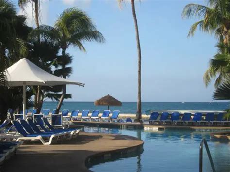 Hotel Review Renaissance Marina Aruba Resort