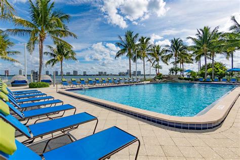 Browse expedia's selection of 9140 hotels and places to stay closest to marina beach. Marina Key Apartments - Palm Beach Gardens, FL ...