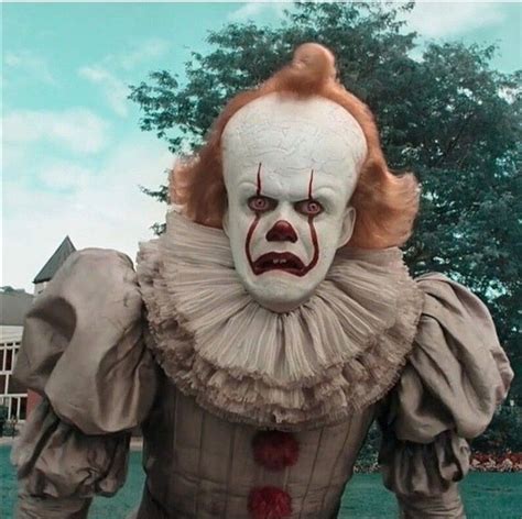 Pin By Kid Gothic On It Pennywise The Clown Clown Horror Pennywise