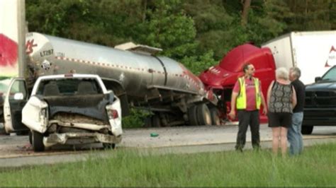 Truck Driver Involved In Fatal Georgia Crash May Have Been Sexting At