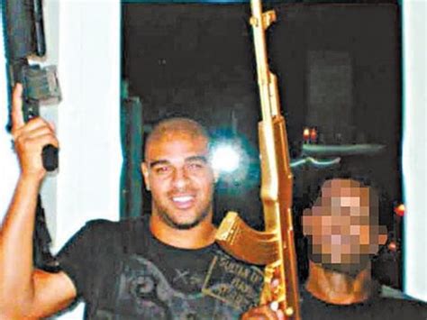Adriano Brazilian Footballer Reportedly Living With Gangs In Rio