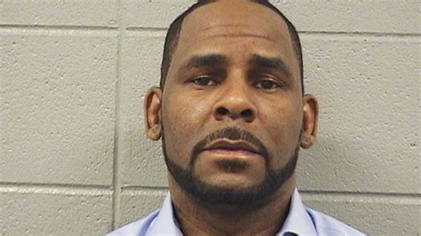 r kelly s alleged victim testifies for the first time about sex tapes with the singer crime