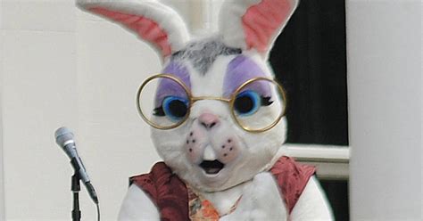 Police Woman Made Lewd Comments To Easter Bunny Cbs Philadelphia