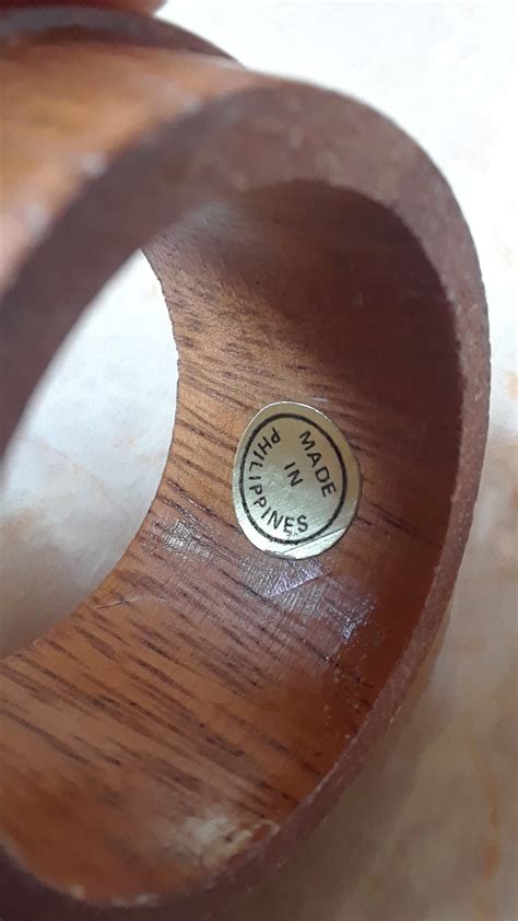 Round Vintage Wood Napkin Rings 8 Piece Ridged Wooden Napkin Etsy