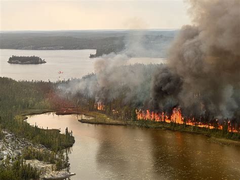 Miners Evacuate As Wildfires Rage In Northwest Territories Mugglehead Magazine