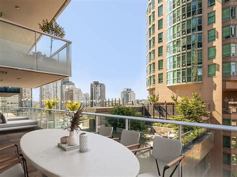 1335 Howe St Vancouver Bc V6z1r7 Apartments For Rent Zillow