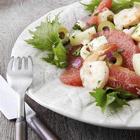 Grapefruit Hearts Of Palm And Shrimp Salad Recipe Eatingwell