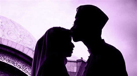 Hubungan Intim Suami Istri Menurut Islam