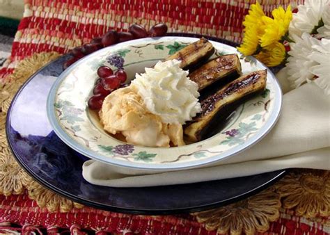 Bananas plus cinnamon or unsweetened cocoa. Cinnamon Grilled Bananas