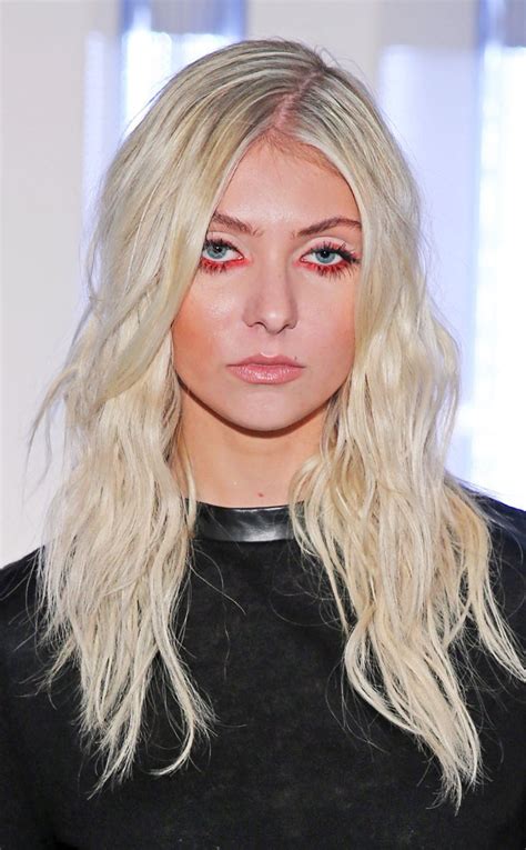 Taylor Momsen Still Haunted By Tampon String Photos Some A Hole Shot