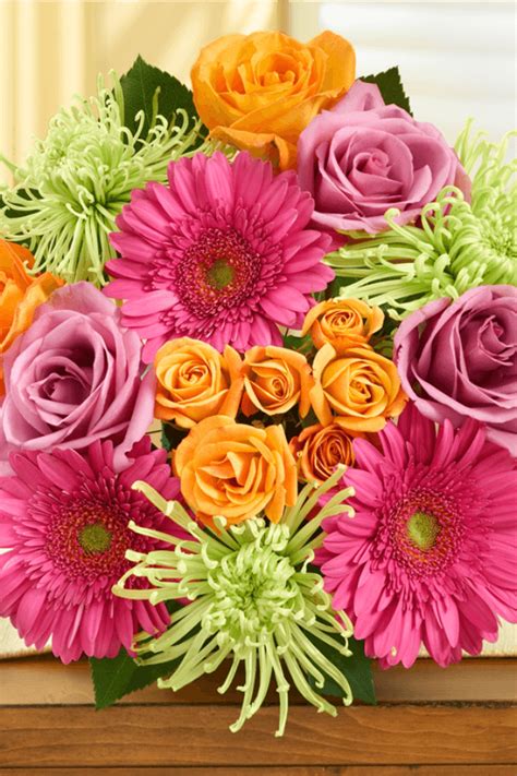 For them, make it a beautiful gift of flowers for mother's day. 20 Flower Delivery Options for a Sweet-Smelling Mother's ...