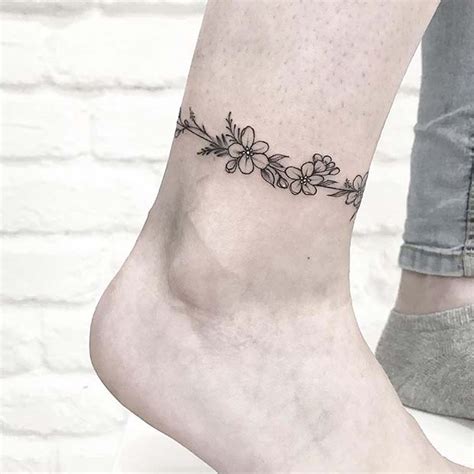 Details 74 Flower Anklet Tattoo Latest Ineteachers