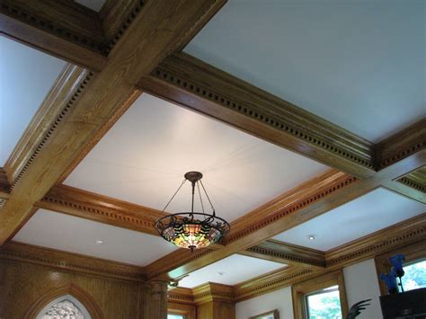 Most of us are familiar with this type of ceiling in craftsman style homes or formal, ornate homes. Coffered Ceiling | Coffered ceiling, Ceiling, Ceiling lights
