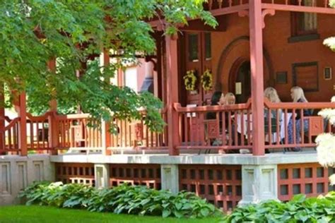 Clinton Area Chamber Of Commerce Curtis Mansion Tour To Be Held June