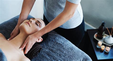 Aromatherapy Massage Bodymatters Clinic