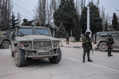Russian troops take over Ukraine's Crimea region | Salon.com
