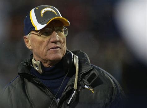 Marty schottenheimer, a former nfl coach who led four teams to 200 regular season victories over more than two decades, has died. Report: Marty Schottenheimer has early-onset Alzheimer's ...
