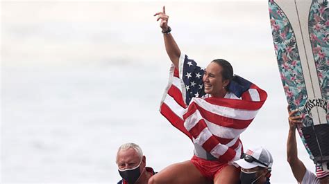 Usas Carissa Moore Wins First Womens Surfing Shortboard Gold Medal