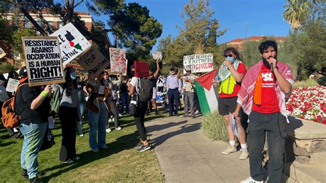 University Of Arizona Students Stage Walkout To Support Palestinians