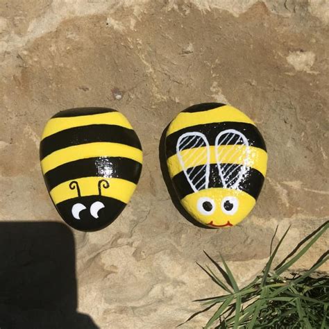 Charming Bumble Bee Painted Rocks Etsy Painted Rocks Rock Painting