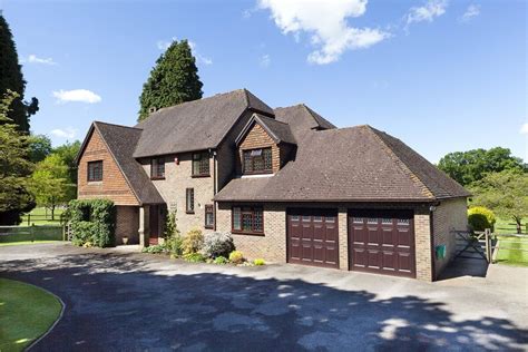 House For Sale In Roffey Park Forest Road Horsham West Sussex Rh12 Hor120053 Knight Frank