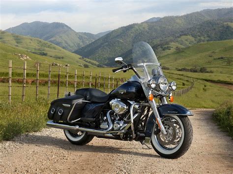 2012 Harleydavidson Flhrc Road King Classic Pictures