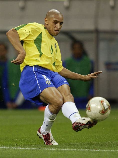 Roberto Carlos Brazil Football Team Football Icon Football Boys