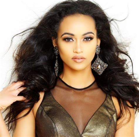 Biodata ain edruce ini bertujuan untuk anda mengetahui dengan lebih dekat mengenai pengacara dan pelakon. Biodata Kara McCullough (Miss USA 2017) Agama Biografi ...