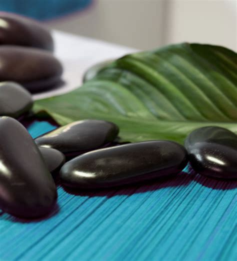 Hot Stone Therapy And Massage La Stone Massage Art Of Touch®