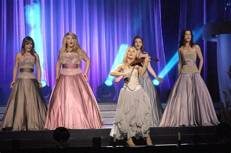 Celtic Woman Tour Is Full Of Fun This Time Around