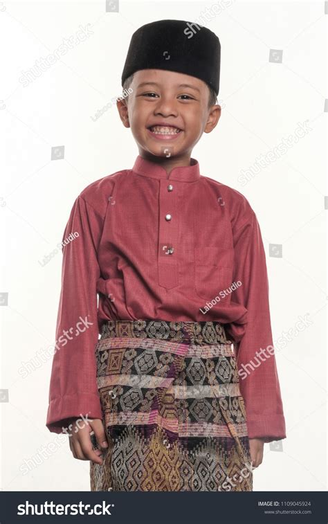 Malay Muslim Boy Wearing Traditional Malay Stock Photo 1109045924