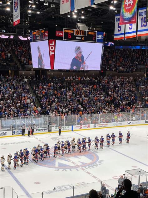 Photos Of The New York Islanders At Nassau Veterans Memorial Coliseum