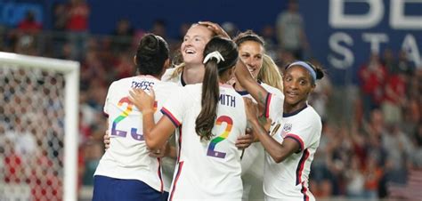 Sam Mewis Heads Home A Late Winner To Lift Uswnt Over Portugal Sbi Soccer