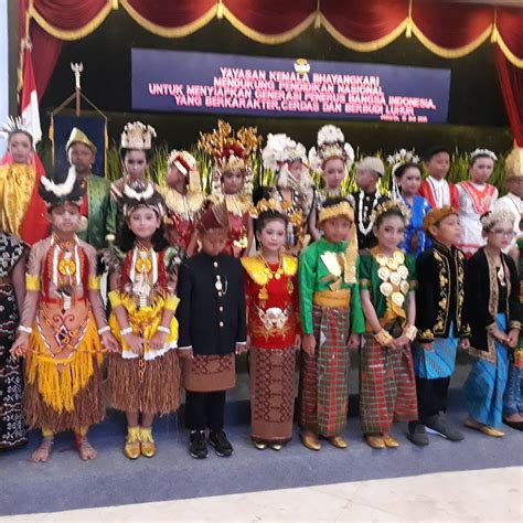 Sewa Baju Adat Dot Com Sanggar Nusantara Dot Com Dan Busana Betawi