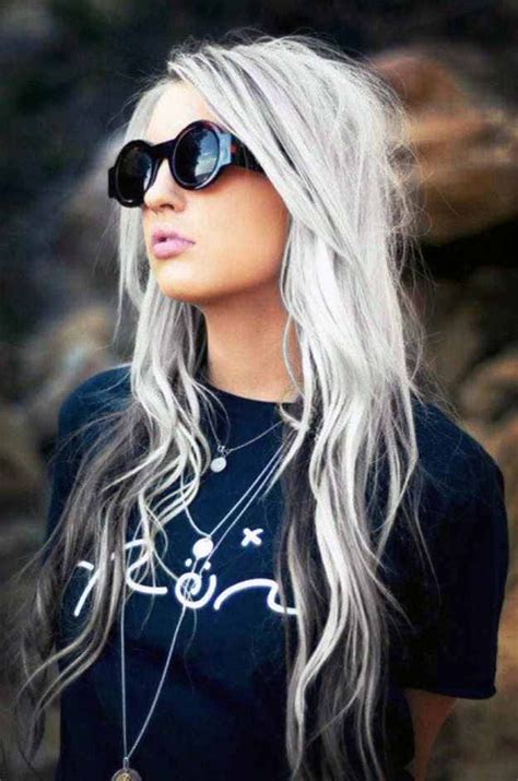 Breathtaking Silver Hair Colors For Stylish Women Who Are Also Funky